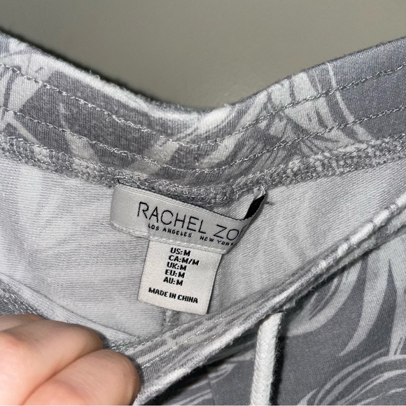 Rachel Zoe palm print lounge set - Picture 16 of 16